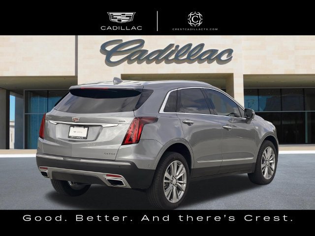 Used 2024 Cadillac XT5 Premium Luxury w/ Technology Package FWD image 3