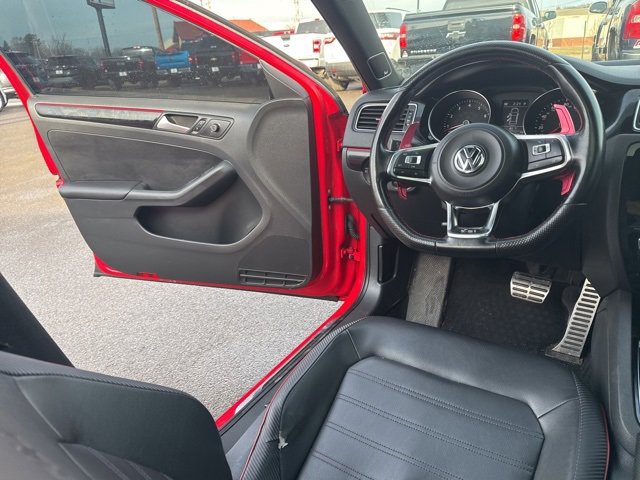 Used 2015 Volkswagen Jetta GLI SEL image 16