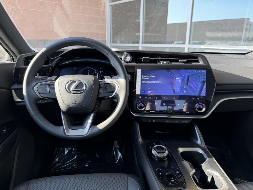 Used 2023 Lexus RZ 450e Premium image 16