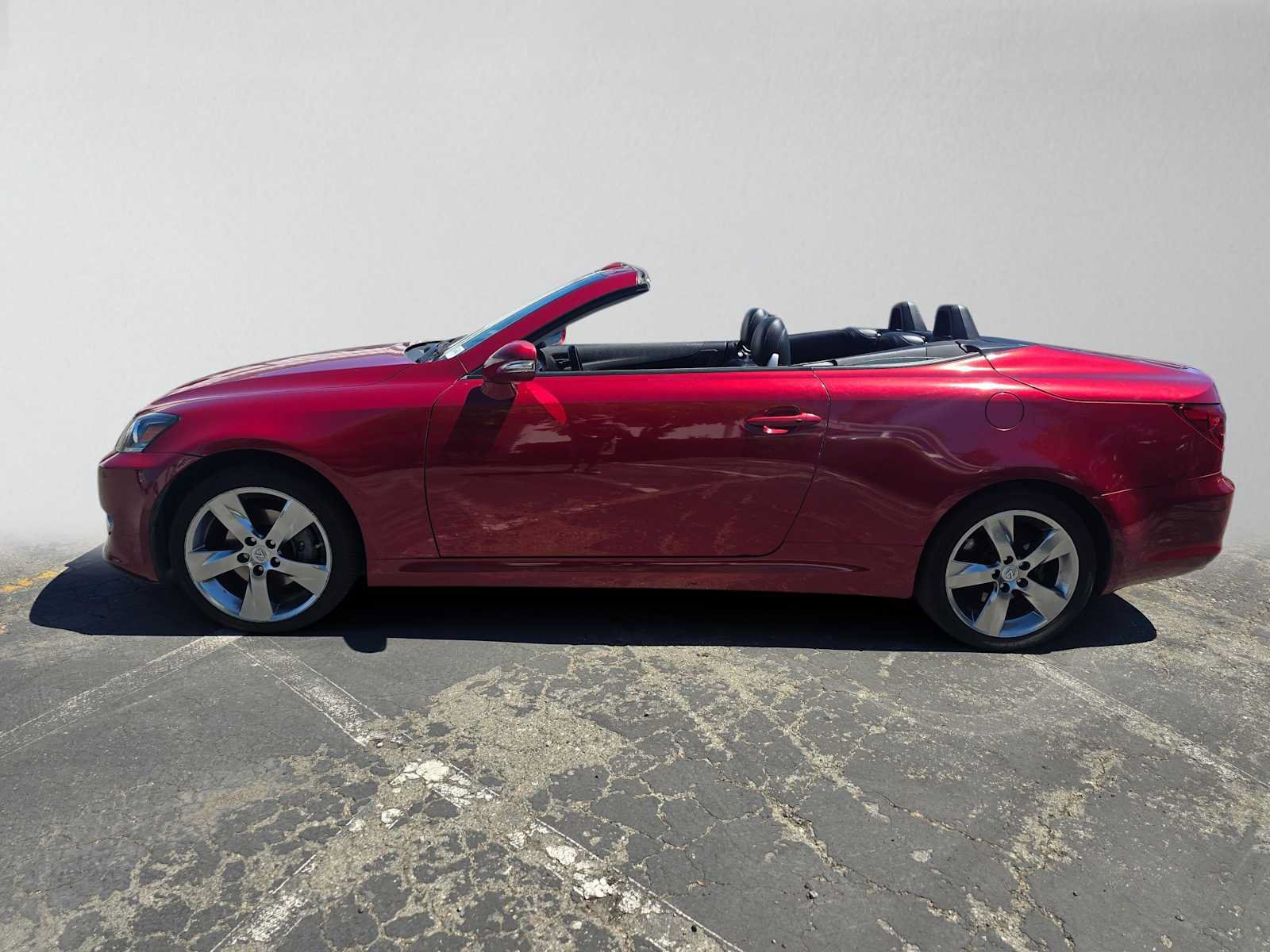 Used 2011 Lexus IS 250C RWD image 20