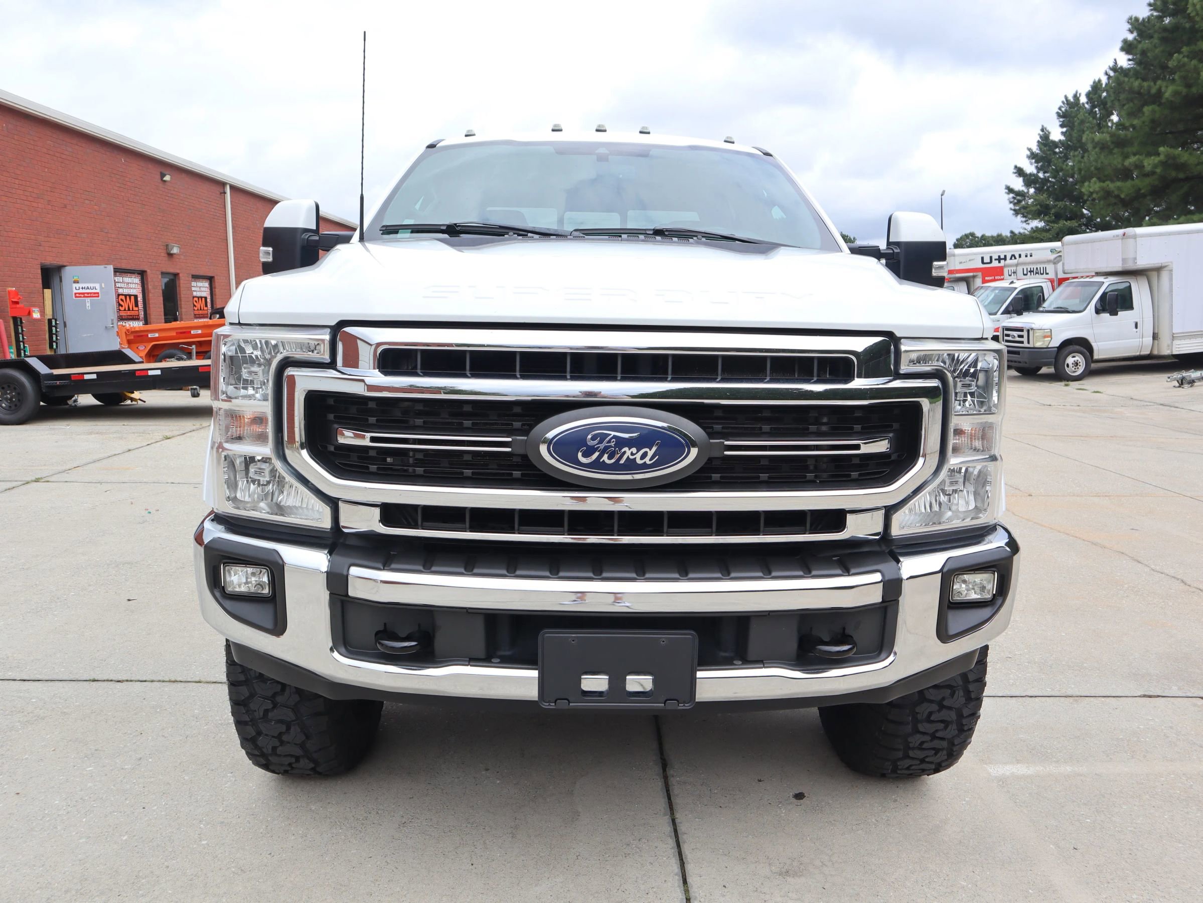 Used 2022 Ford F350 Lariat w/ Tremor Off-Road Package image 8