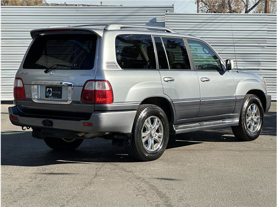 Used 2005 Lexus LX 470 4WD image 10