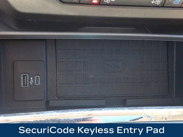 Used 2021 Ford Expedition XLT image 17