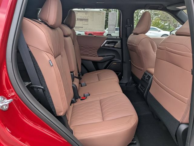 New 2026 Mitsubishi Outlander SEL FWD image 31