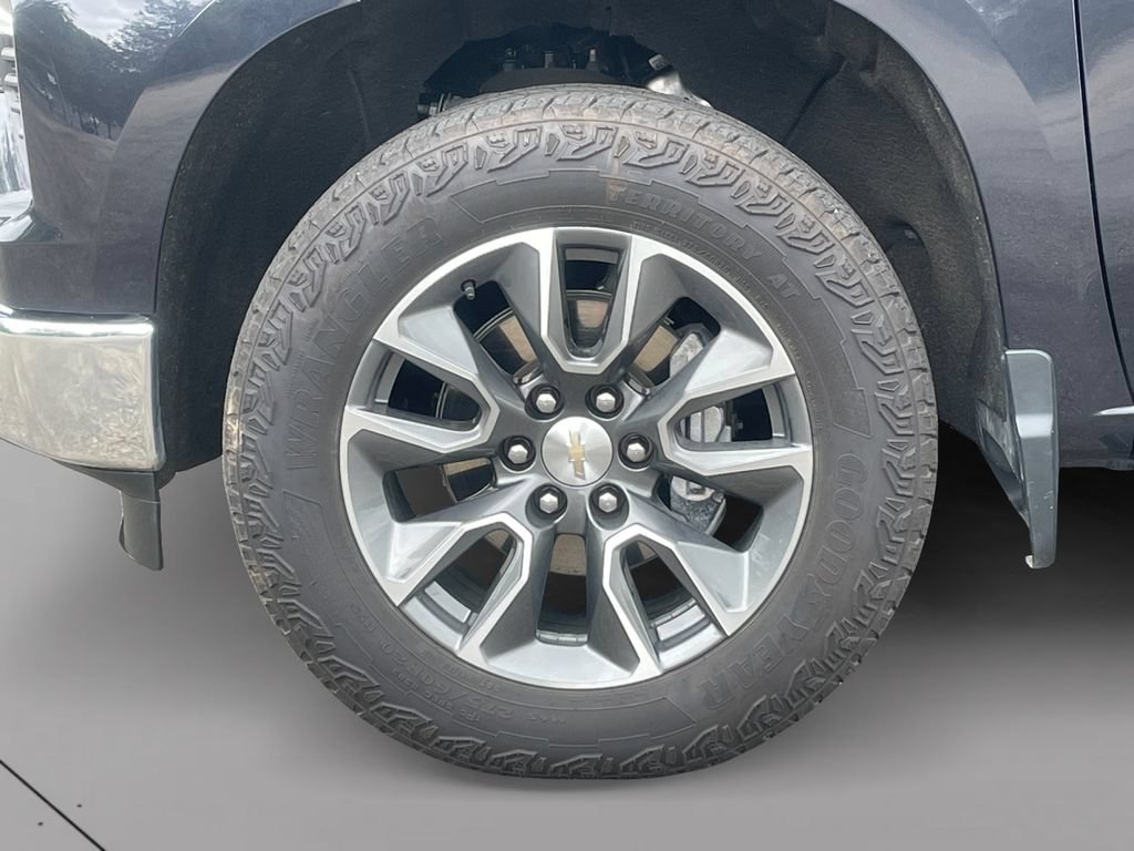 Certified 2023 Chevrolet Silverado 1500 LT AWD/4WD image 9
