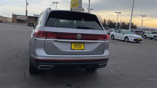 Used 2025 Volkswagen Atlas SE image 8