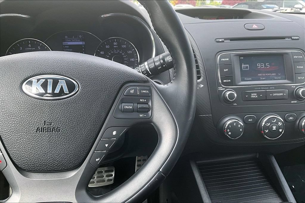 Used 2015 Kia Forte SX FWD image 25