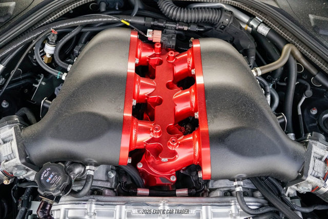 Used 2014 Nissan GT-R Premium w/ Premium Interior Package image 21