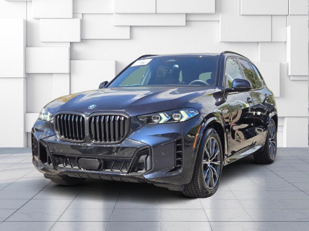 Certified 2026 BMW X5 xDrive50e w/ M Sport Package AWD/4WD image 3