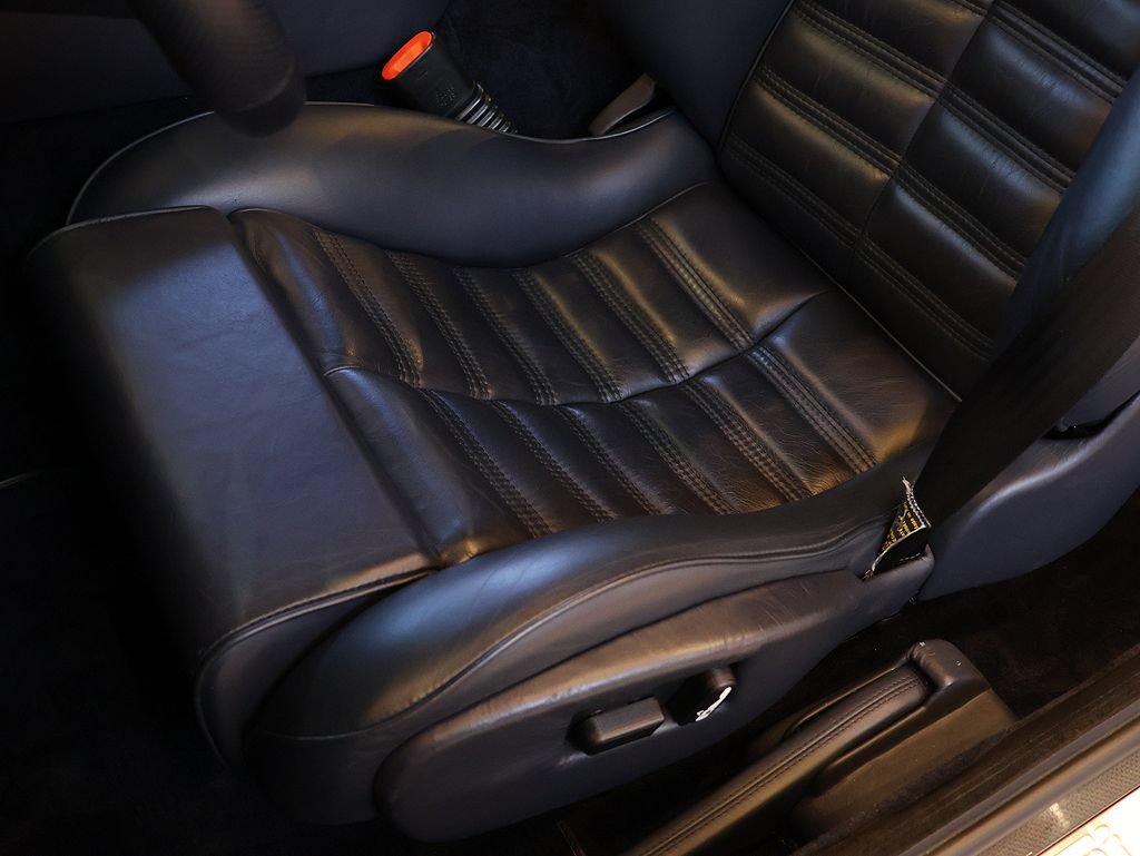 Used 1999 Ferrari 550 Maranello Coupe RWD image 48