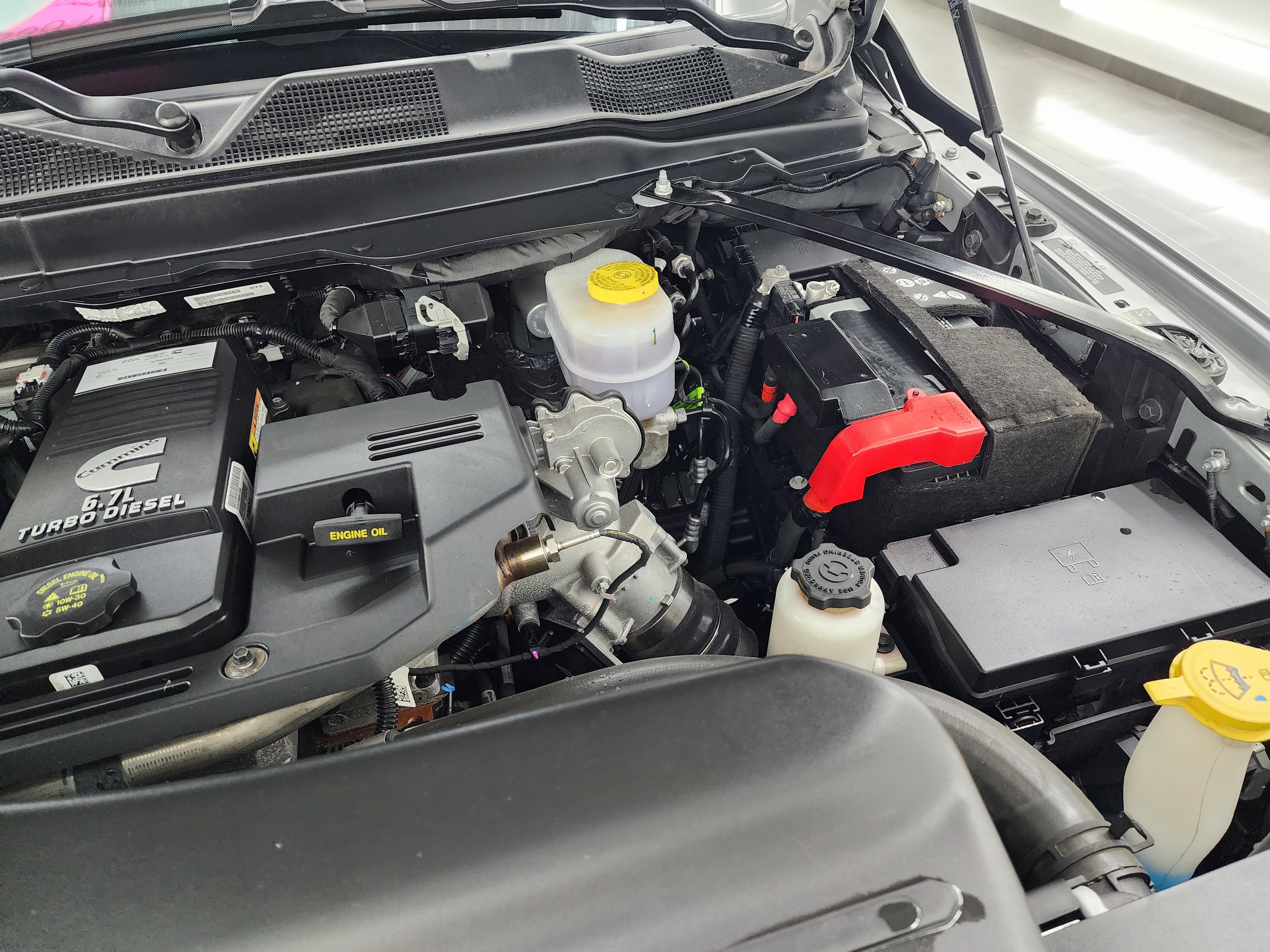 Used 2024 RAM 2500 Laramie w/ Night Edition image 17