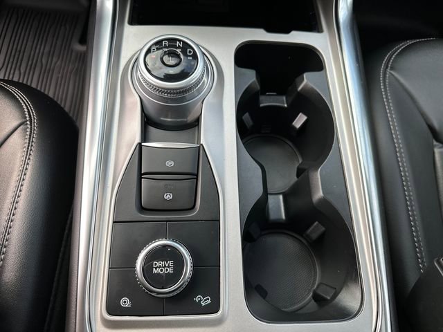 Used 2023 Ford Explorer XLT w/ Equipment Group 202A image 35