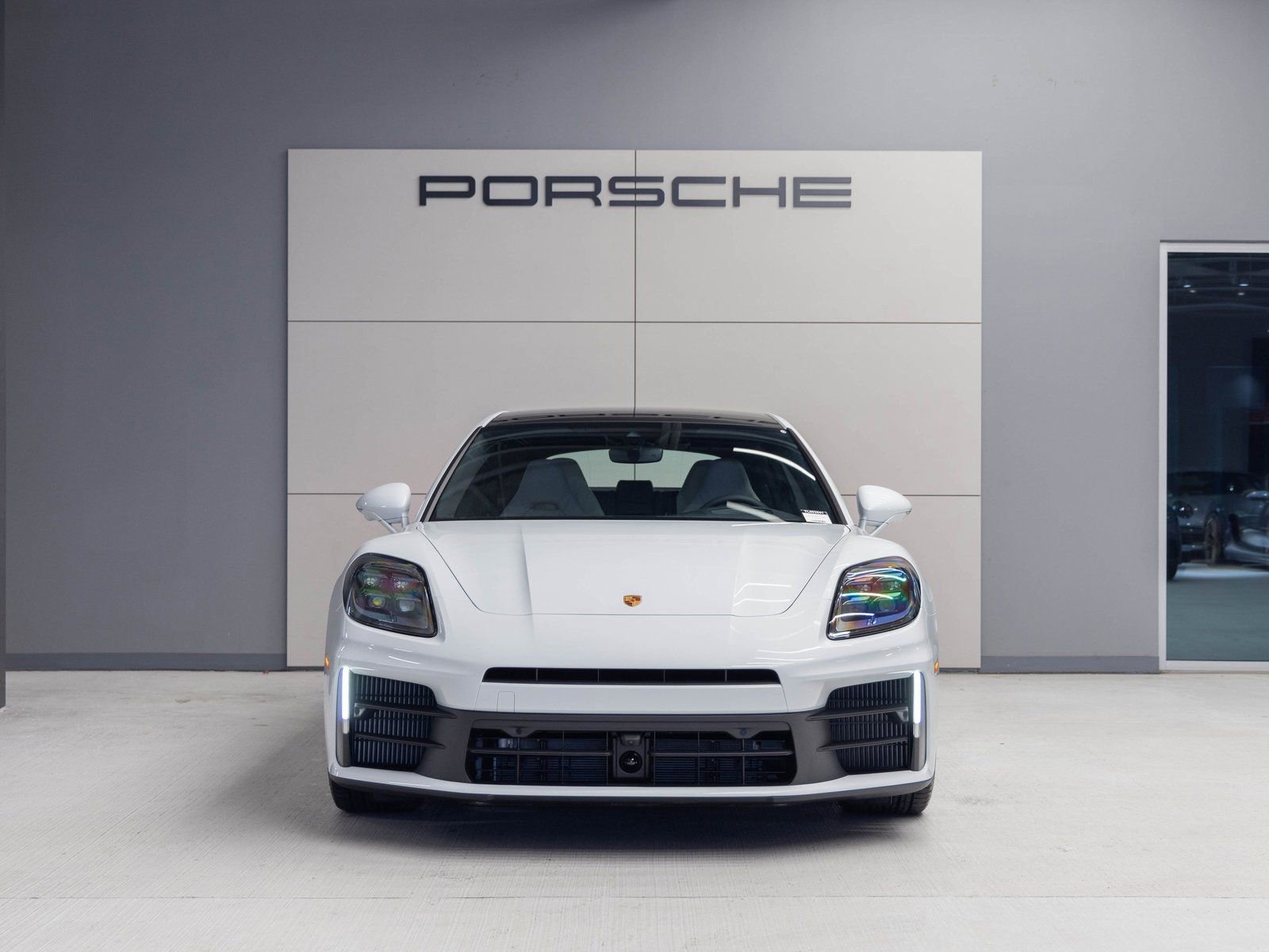 New 2026 Porsche Panamera 4 AWD/4WD image 10