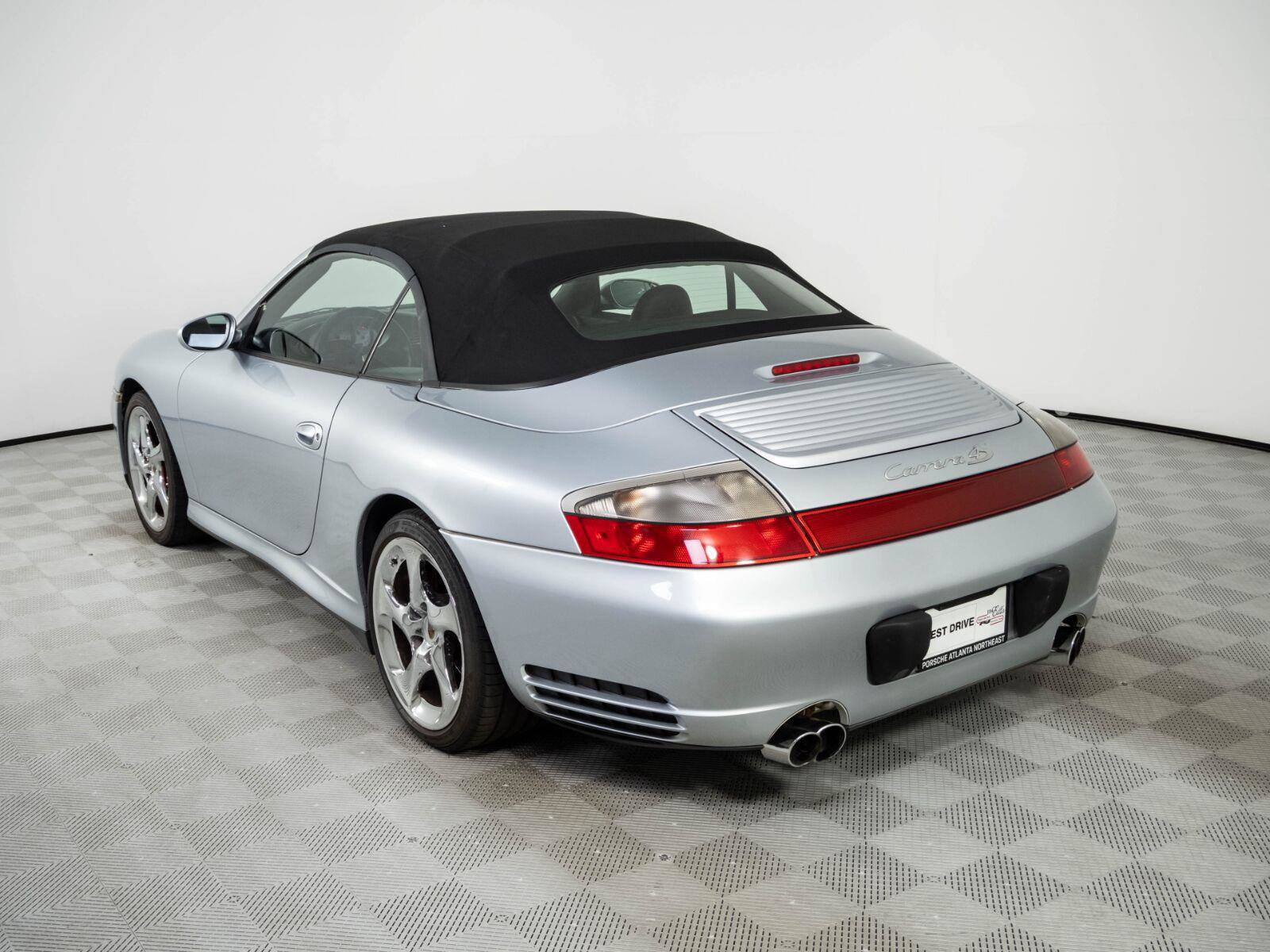 Used 2004 Porsche 911 Carrera 4S AWD/4WD image 29