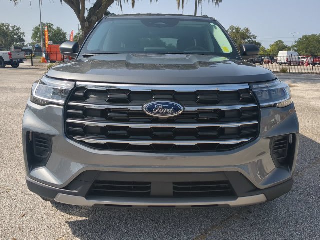 New 2026 Ford Explorer Active RWD image 10