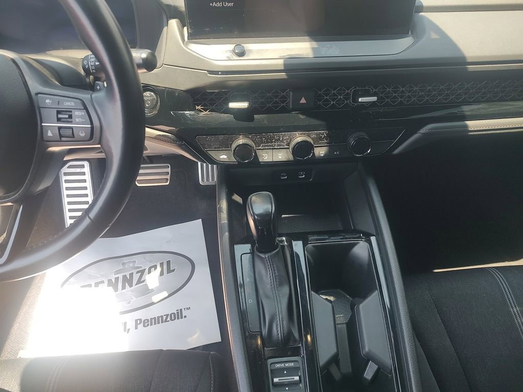 Used 2023 Honda Accord Sport image 11