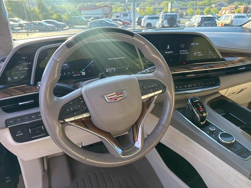 Used 2021 Cadillac Escalade Premium Luxury Platinum AWD/4WD image 15