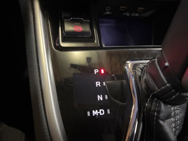 Used 2021 Subaru Outback Premium image 31