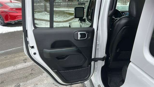 Used 2024 Jeep Wrangler High Altitude image 20