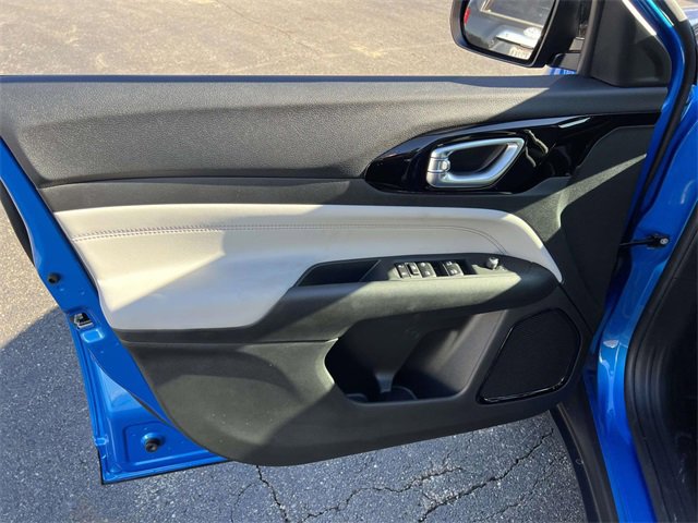 New 2026 Jeep Compass Limited image 10