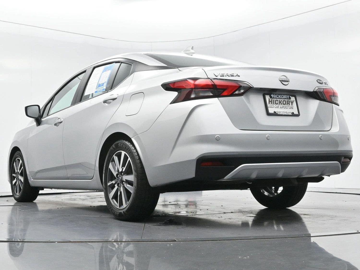 Used 2023 Nissan Versa SV FWD image 46