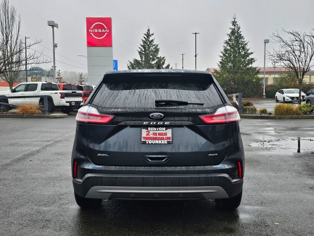 Used 2024 Ford Edge SEL image 6
