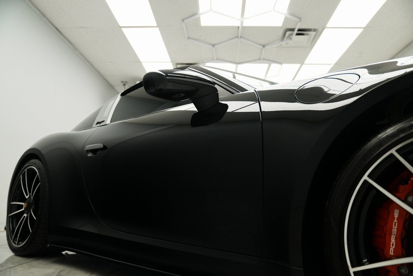 Used 2022 Porsche 911 Targa 4 GTS image 17