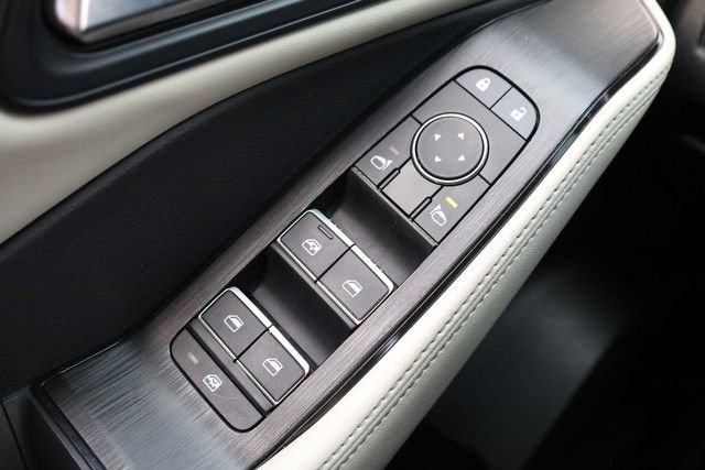 Certified 2025 Nissan Rogue SL w/ Tech Package FWD image 20