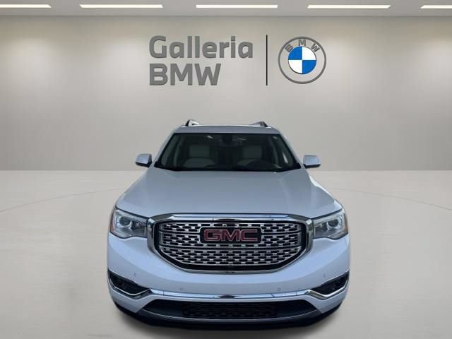 Used 2019 GMC Acadia Denali w/ Technology Package FWD image 4