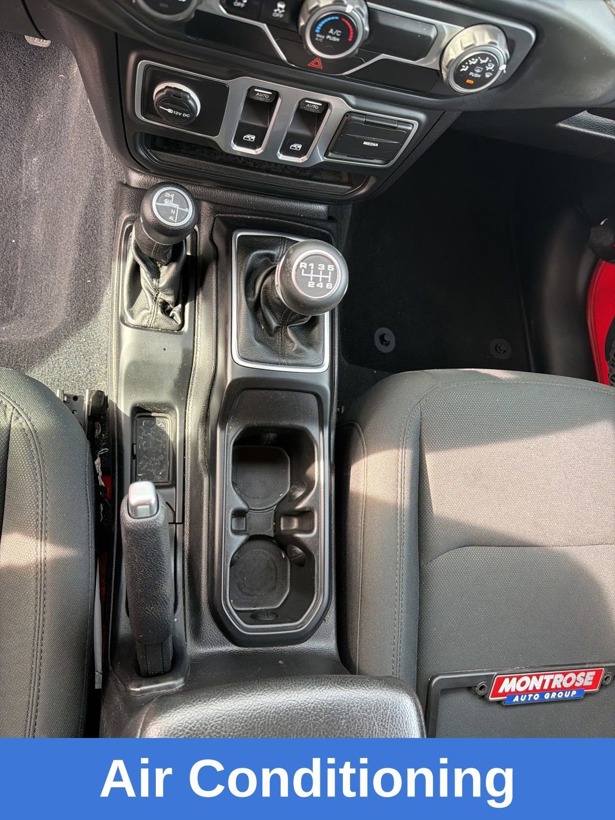 Used 2018 Jeep Wrangler Sport AWD/4WD image 15