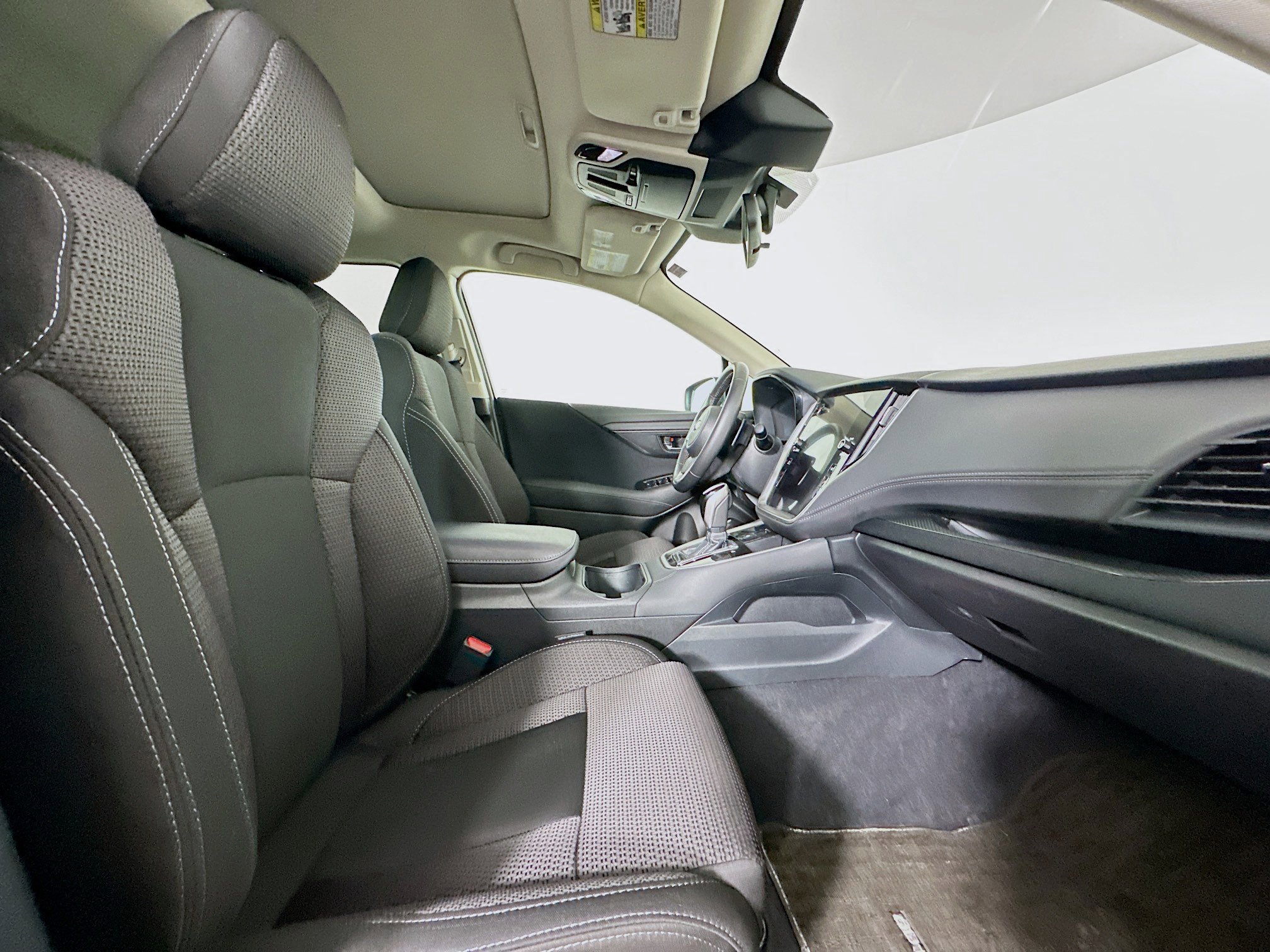 Used 2025 Subaru Outback Premium image 33