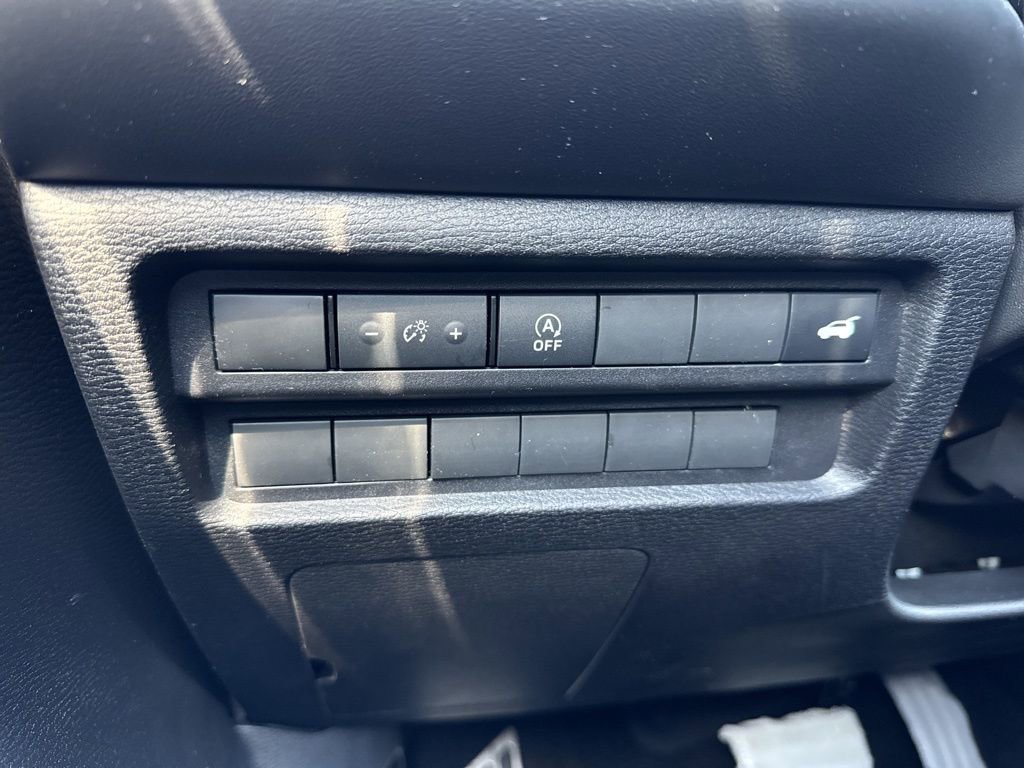 New 2026 Mitsubishi Outlander SEL FWD image 17
