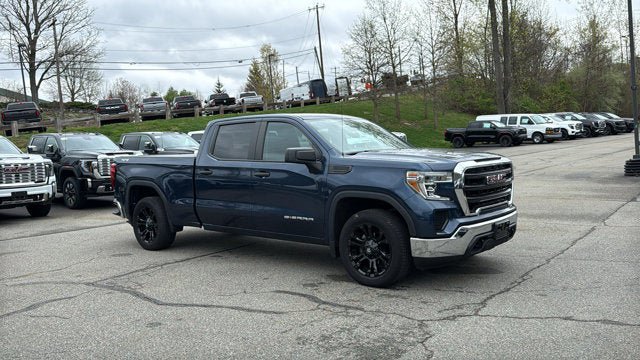 Used 2021 GMC Sierra 1500 4x4 Crew Cab w/ Sierra Value Package image 2