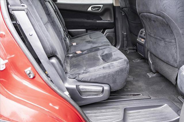 Used 2015 Nissan Pathfinder S image 26