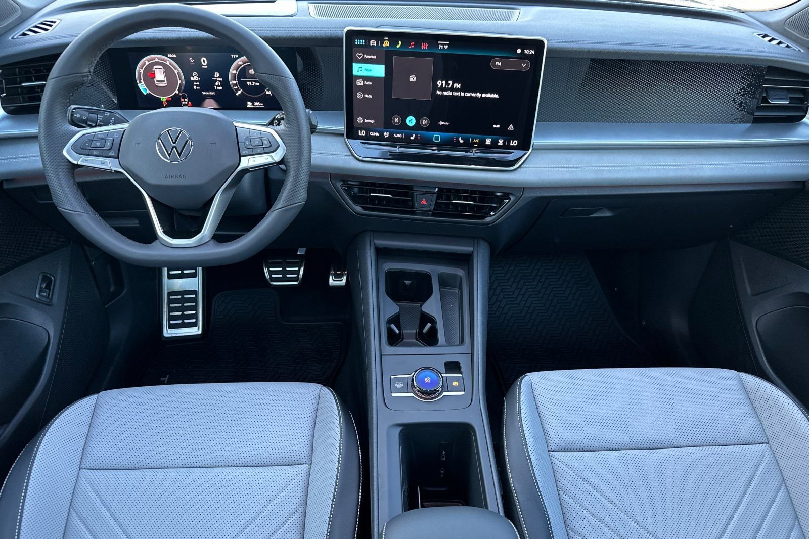 New 2026 Volkswagen Tiguan SE R-Line image 12