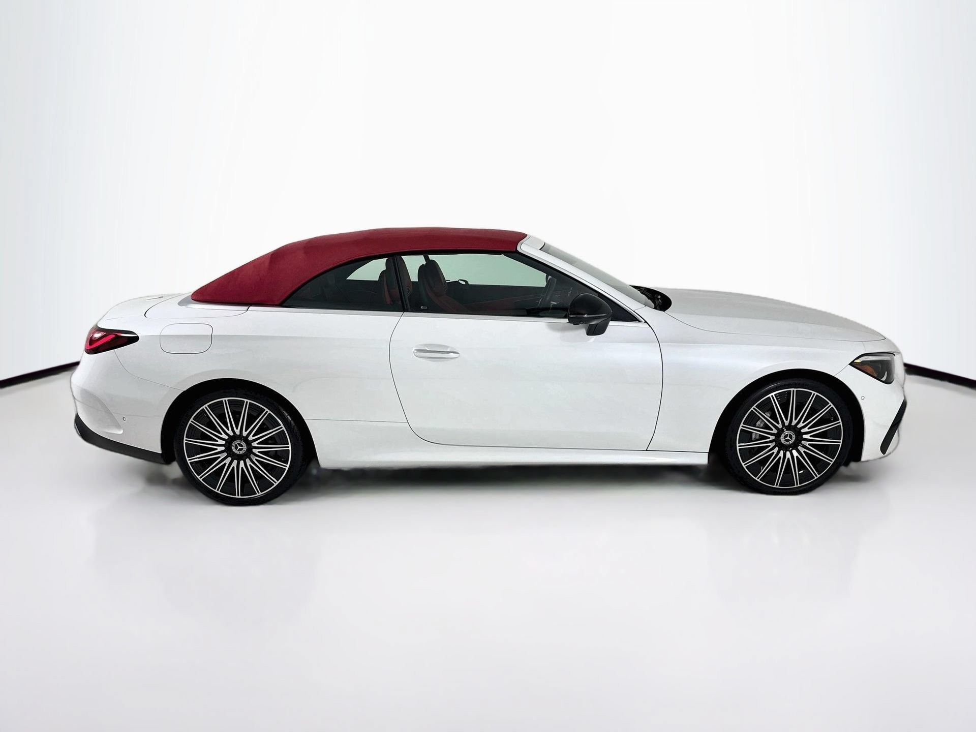 Certified 2024 Mercedes-Benz CLE 450 4MATIC Cabriolet image 9