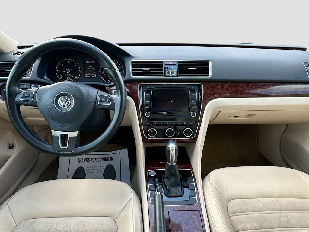 Used 2012 Volkswagen Passat TDI SEL Premium FWD image 25