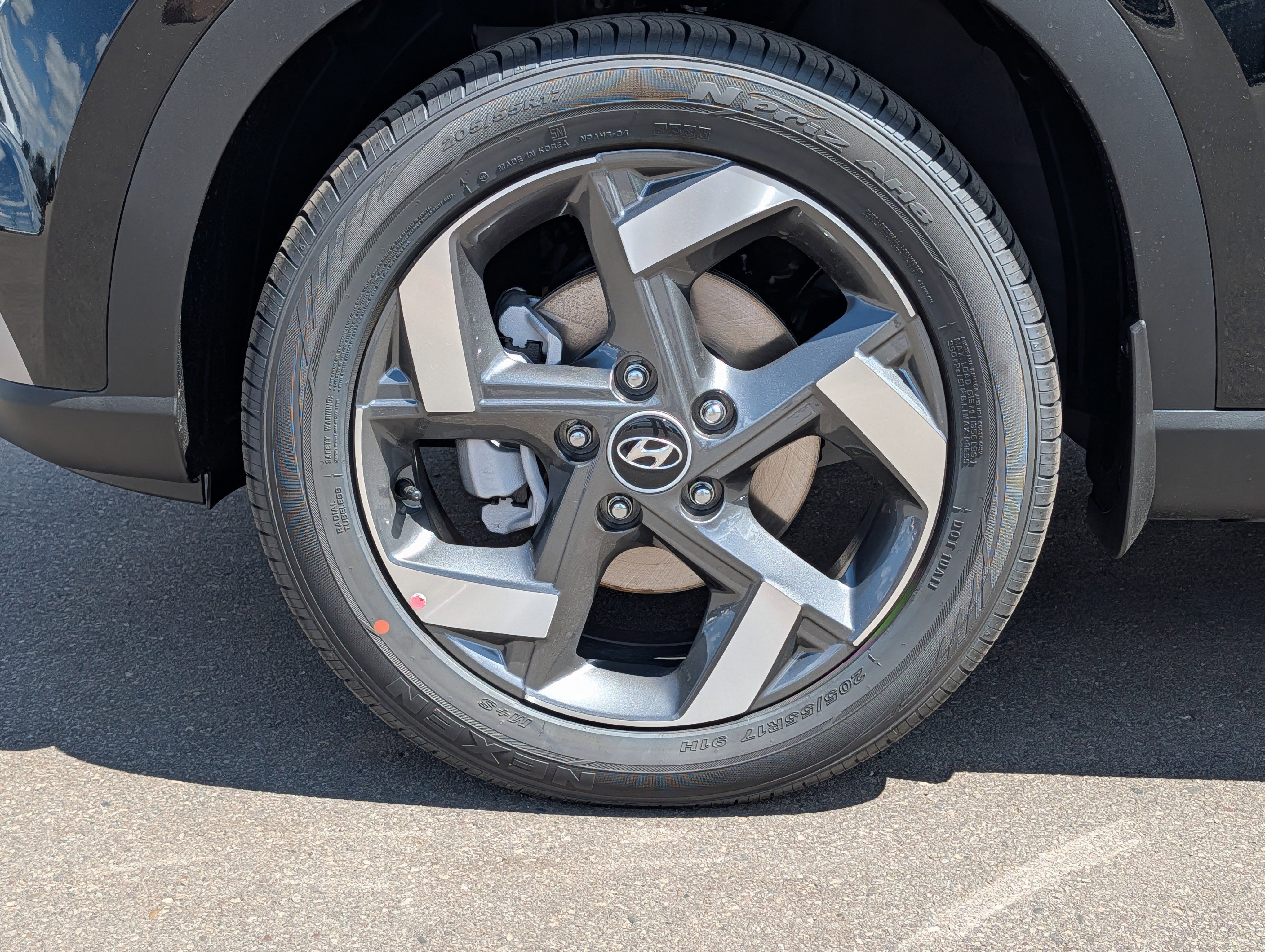 New 2026 Hyundai Venue SEL FWD image 5