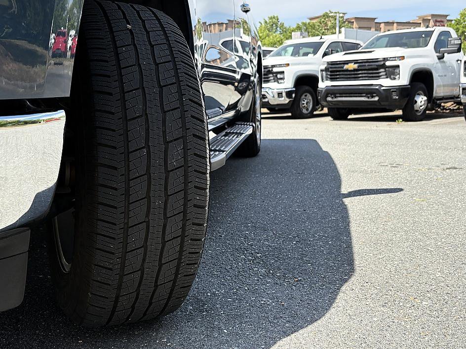 Used 2024 Chevrolet Silverado 1500 LTZ w/ LPO, Dark Essentials Package AWD/4WD image 27