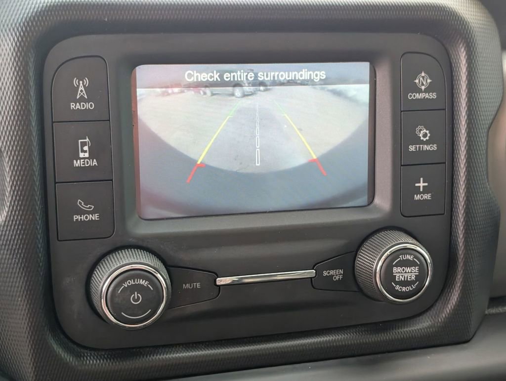 Used 2019 Jeep Wrangler Unlimited Sport S image 4