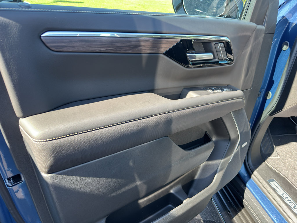 New 2026 Chevrolet Tahoe Premier AWD/4WD image 24