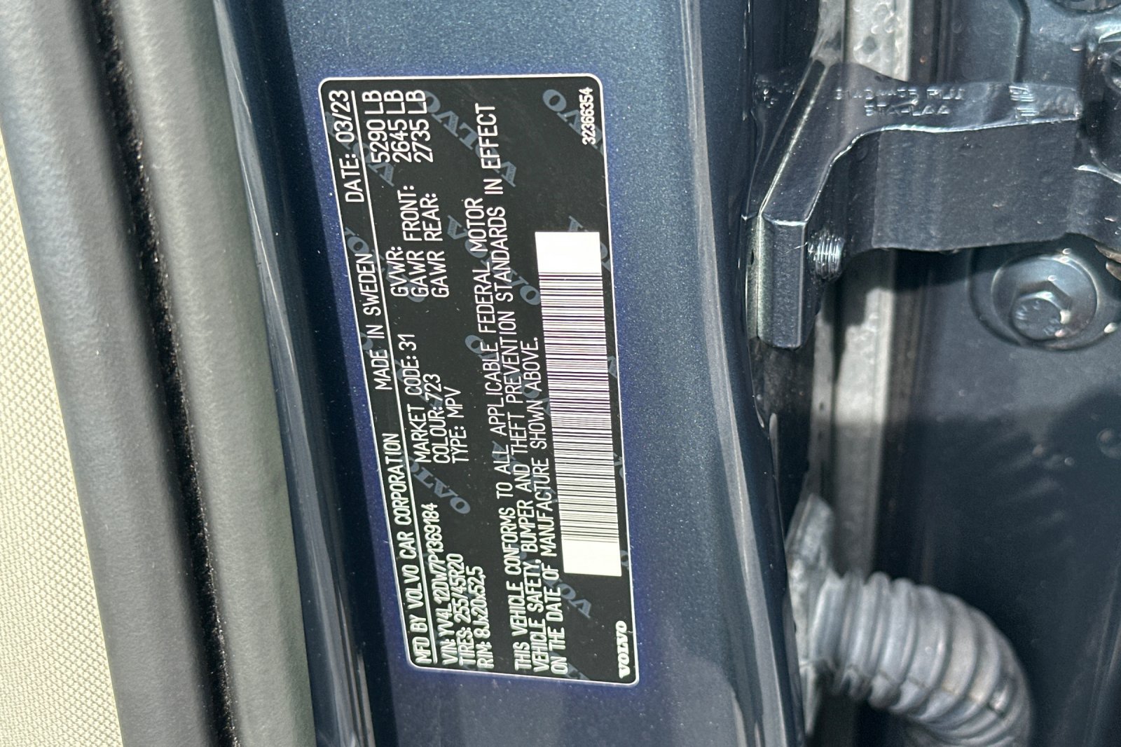 Certified 2023 Volvo XC60 B5 Plus w/ Climate Package FWD image 37