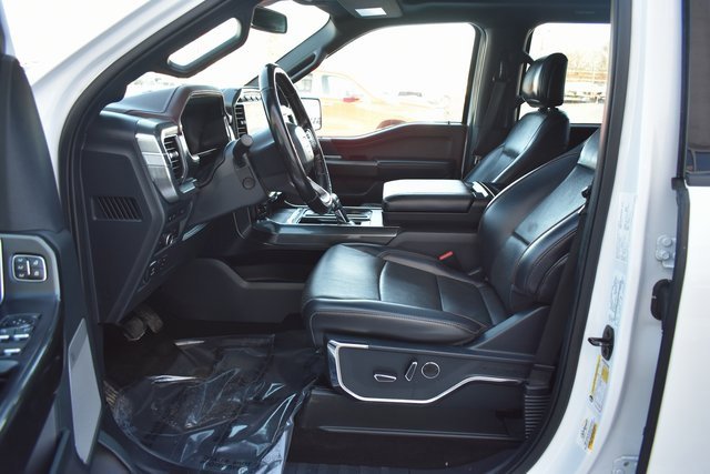 Used 2021 Ford F150 Lariat w/ Equipment Group 502A High image 13