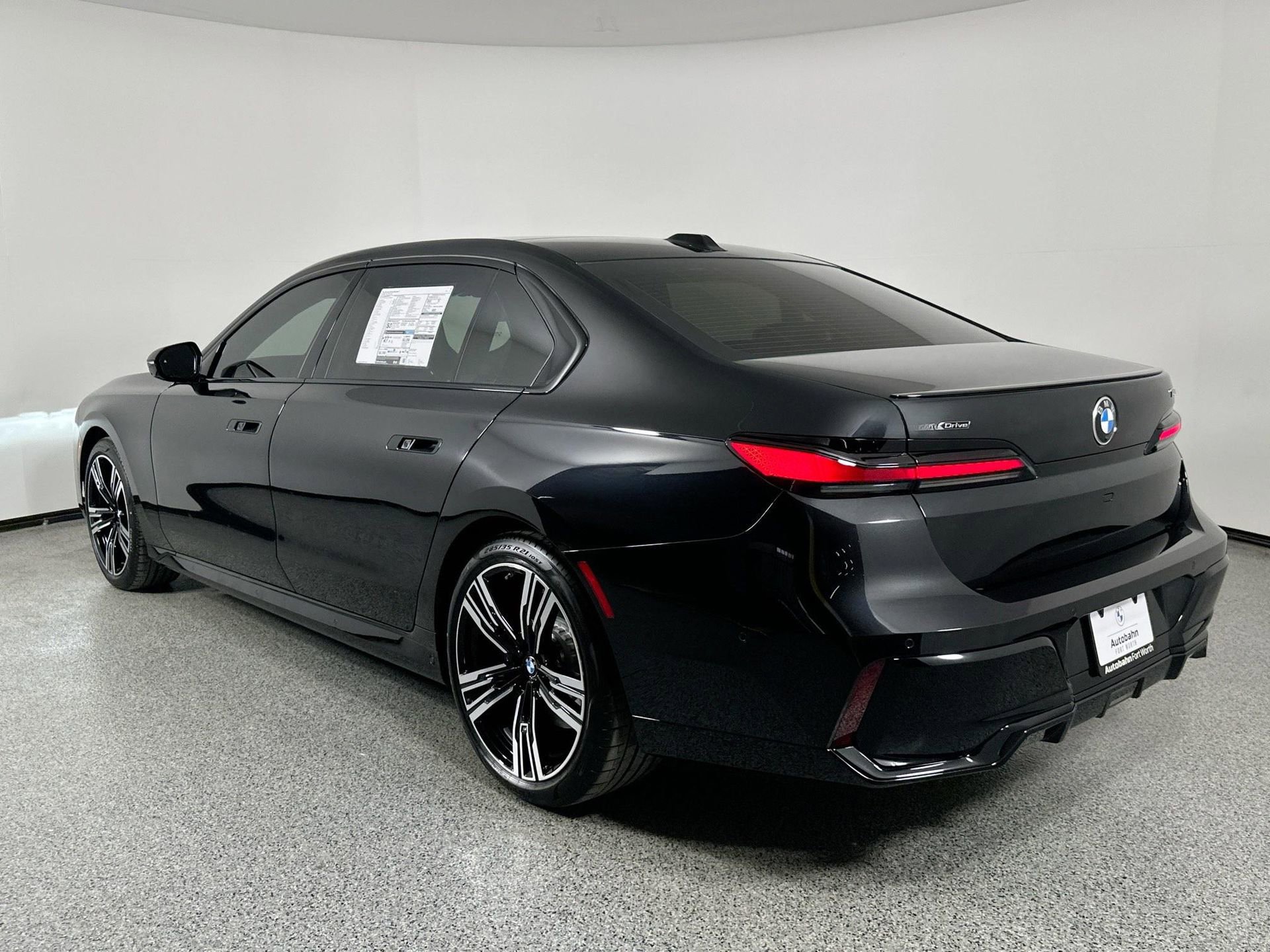 New 2025 BMW 740i xDrive w/ Executive Package image 6