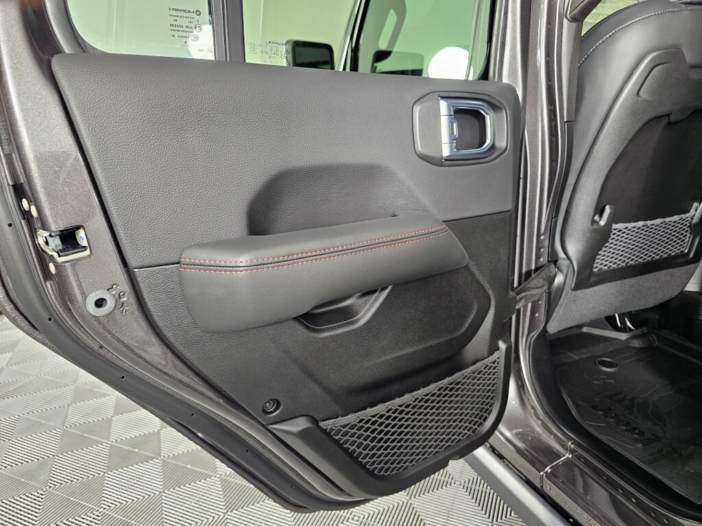 New 2026 Jeep Wrangler Unlimited Rubicon 392 w/ Quick Order Package 27X Moab AWD/4WD image 31
