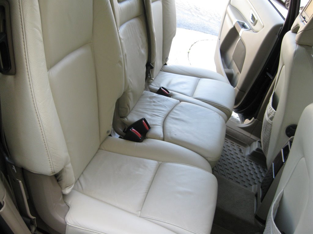 Used 2012 Volvo XC90 3.2 AWD/4WD image 31