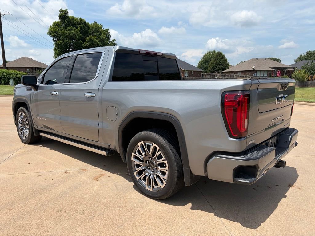 Used 2023 GMC Sierra 1500 Denali Ultimate AWD/4WD image 2