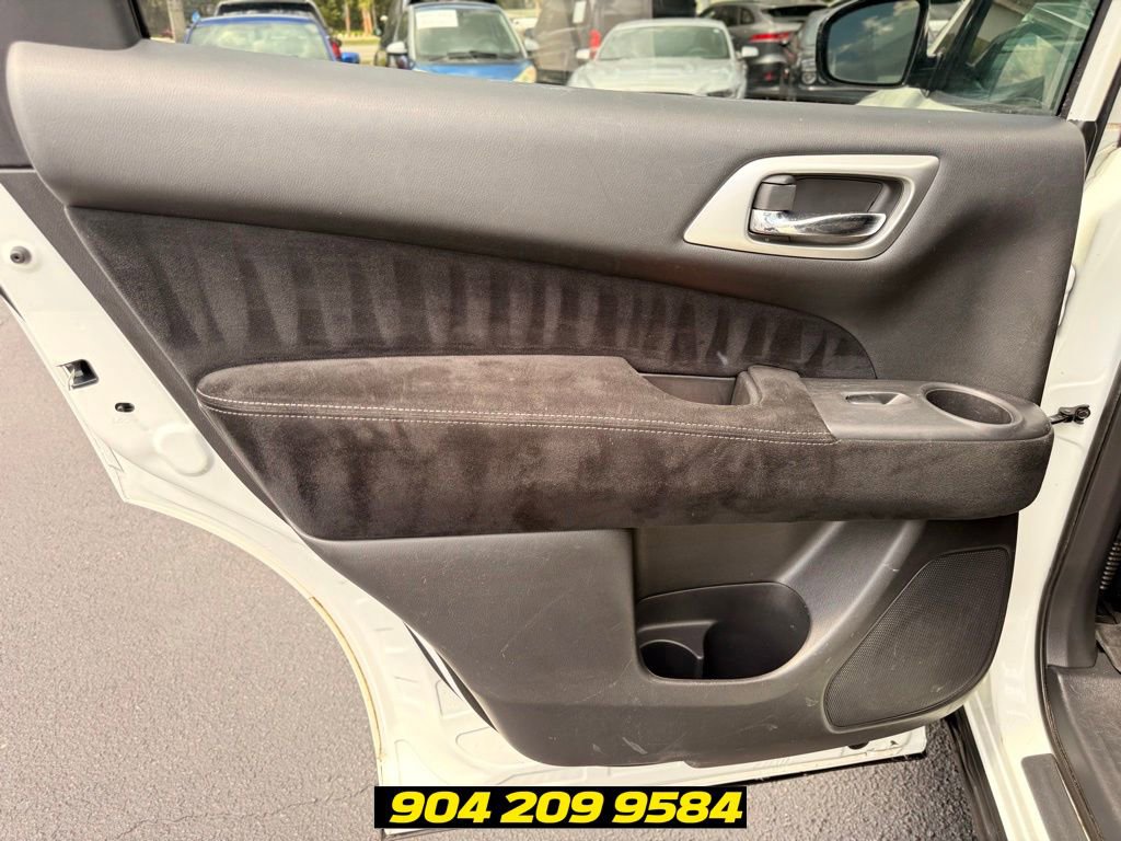 Used 2016 Nissan Pathfinder SV FWD image 26