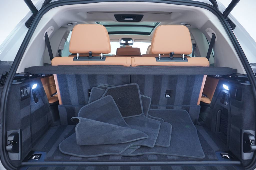 Used 2026 BMW X7 xDrive40i image 24