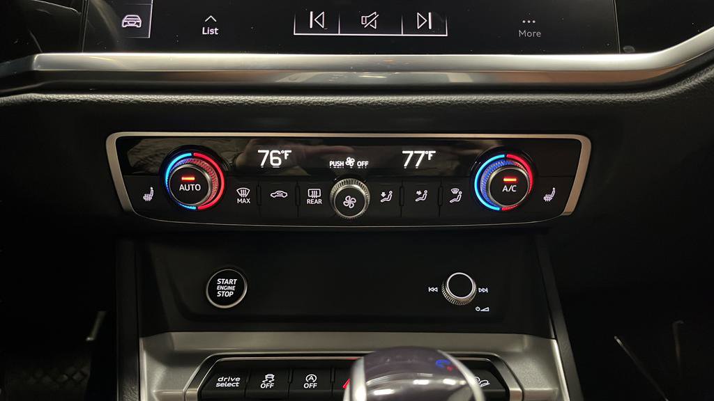 Used 2024 Audi Q3 2.0T Premium Plus w/ Premium Plus Package image 18